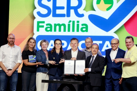 Governador e primeira-dama de MT lançam SER Família Capacita com investimento de R$ 68,7 milhões