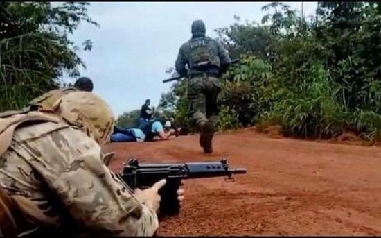 Vídeo mostra intensa troca de tiros entre policiais e grupo que atacou Confresa