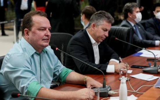 Governo atende Max e investe mais de R$ 2,3 milhões para construção de calçadas em Barra do Garças