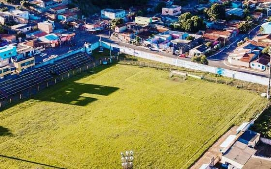 Após 52 anos, estádio Zeca Costa é regularizado e recebe recursos para reforma