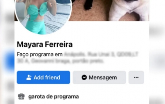 Administradora tem fotos divulgadas como se fosse garota de programa e homens batem na casa dela em busca de sexo