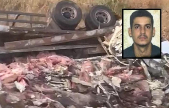 Caminhão carregado com carne tomba e motorista morre em MT