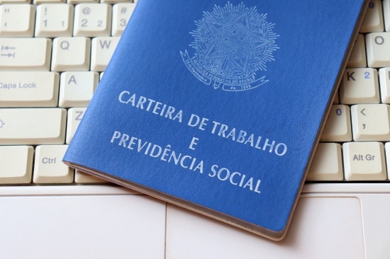 Cirurgião dentista, vendedor e caseiro; veja as 185 vagas do Sine Barra do Garças