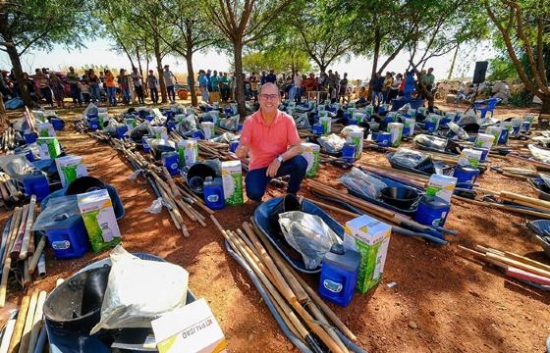 Dr. Eugênio distribui quase 250 kits de ferramentas para agricultures familiares de Nova Xavantina, Confresa, Bom Jesus e Serra Nova 
