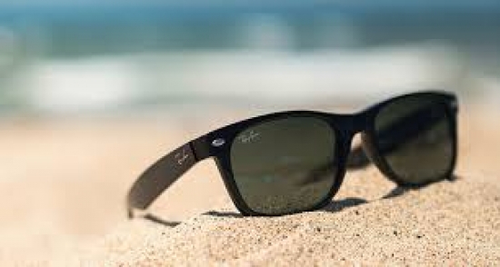 Confira dicas para cuidar dos olhos durante o verão