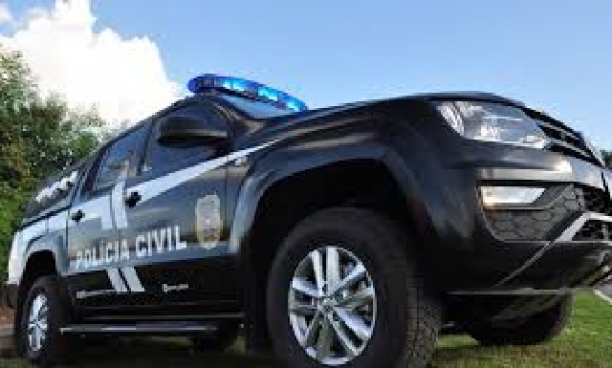 Após crise de ciúmes, homem espanca namorada em Barra do Garças