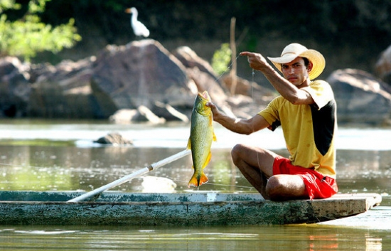 Sema-MT instala novo sistema para emissão de carteira de pesca amadora