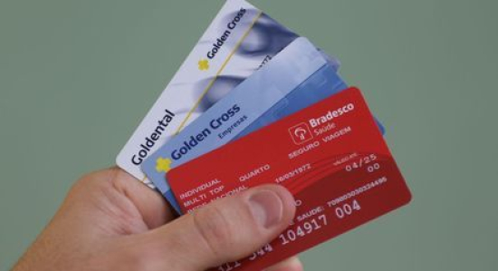 Reajustes de planos de saúde coletivos mais que dobram em relação aos individuais