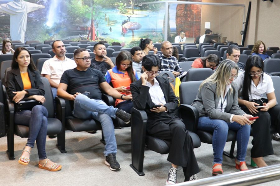 Moradores participam de sessão e pedem ações para resolver problemas do anel viário 