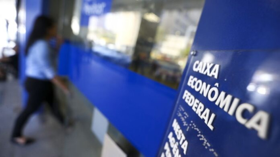 Caixa paga novo Bolsa Família a beneficiários com NIS de final 2