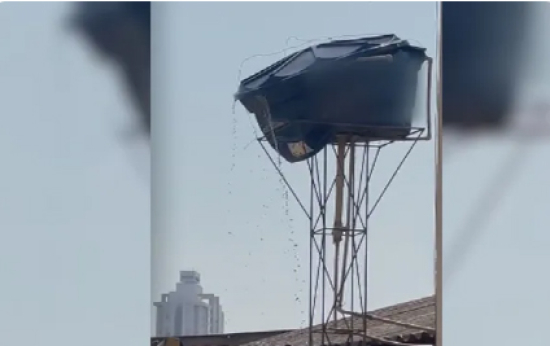 Caixa d’água deformada durante onda de calor em Goiânia; entenda se altas temperaturas podem causar estragos