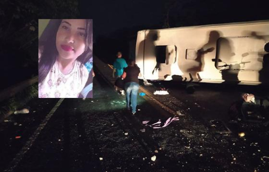 Jovem morta em acidente com micro-ônibus acompanhava filha de 7 anos em tratamento