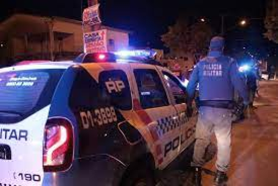 Cinco pessoas são presas por furto de combustível e porte ilegal de arma em Barra do Garças