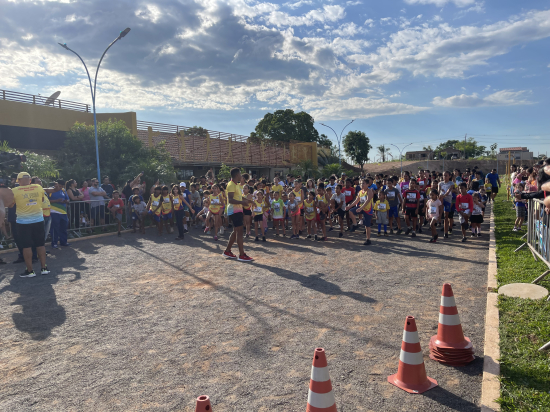 Mais de 600 crianças participam da Corrida Guardiões do Roncador Kids em Barra do Garças
