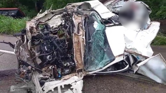 Criança morre e 3 pessoas ficam feridas em acidente envolvendo 7 veículos na BR-364 em Santo Antônio de Leverger (MT)