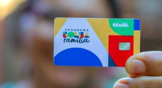Bolsa Família de fevereiro começa a ser pago nesta sexta-feira; veja calendário