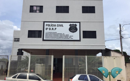 Mulher suspeita de enterrar filho recém-nascido vivo em quintal é presa em Rio Verde