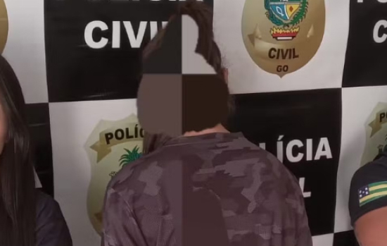 Mulher é presa após simular o próprio sequestro para extorquir cerca de R$ 15 mil da família e conseguir pagar pessoa que prometia 'devolver' o amor da vida dela, diz polícia