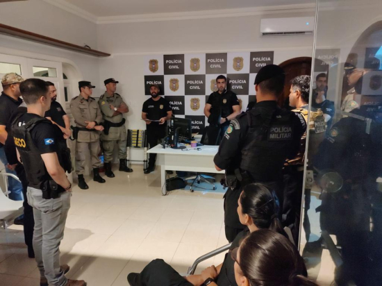 Polícia cumpre mandados contra envolvidos em assassinato de pai e filha em Barra do Garças