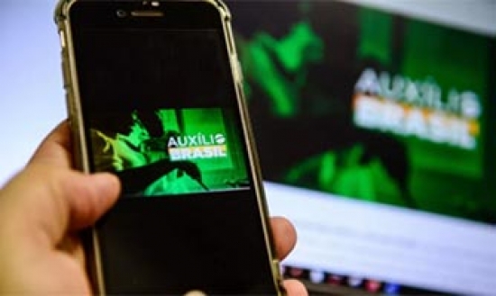 Governo antecipa parcela de agosto do Auxílio Brasil; veja calendário