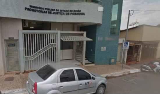 Mulher é denunciada pela morte da mãe após deixar a idosa sem água, comida e remédios que precisava