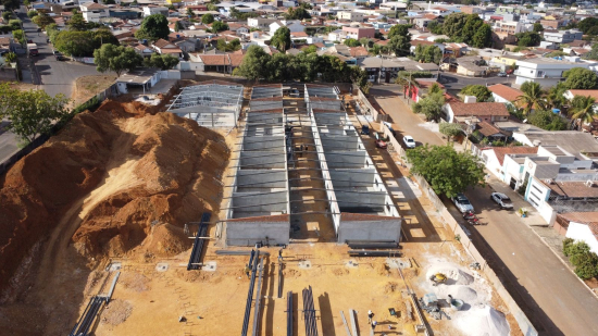 Nova Escola Municipal de Barra do Garças Entra na Fase de Acabamento
