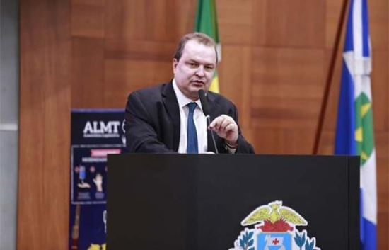 Assembleia Legislativa de Mato Grosso elege chapa única após 16 anos; Max Russi é o novo presidente