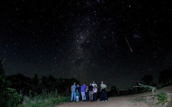 Uma das maiores chuvas de meteoros do ano tem pico de visualização nesta semana; saiba como observar fenômeno