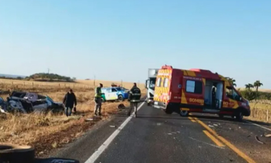 Grávida e marido morrem em acidente em rodovia