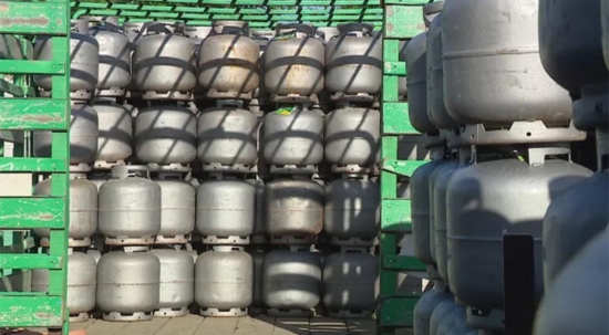 Auxílio Gás começa a ser pago nesta terça; Nordeste segue com o maior número de beneficiários