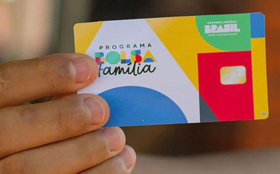 Caixa paga Bolsa Família a beneficiários com NIS de final 8