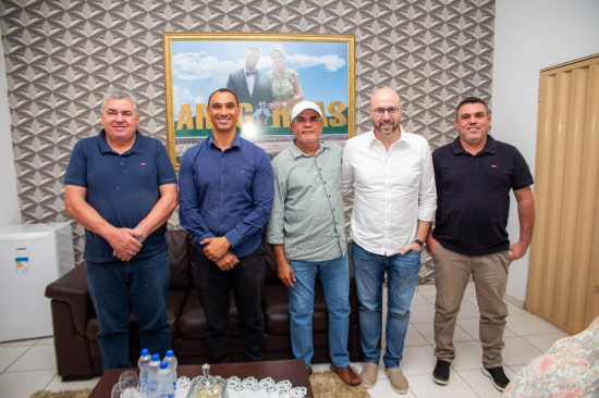 Reunião entre prefeitos da região e deputado estadual discute planejamento do Calendário Turístico para 2025