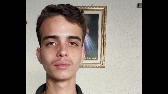 Jovem é preso por pensão alimentícia sem nunca ter tido filhos e busca justiça