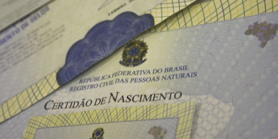 Mais de 2,5 mil crianças mato-grossenses não receberam o nome do pai em 2022