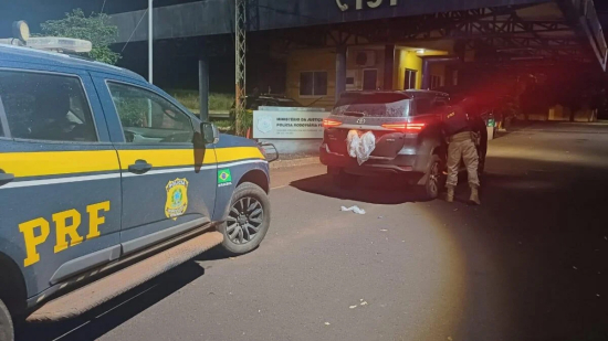 Homem é preso com carro de luxo roubado durante fiscalização da PRF