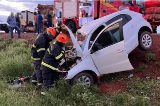 Corpo de Bombeiros socorre vítima de acidente na MT-220