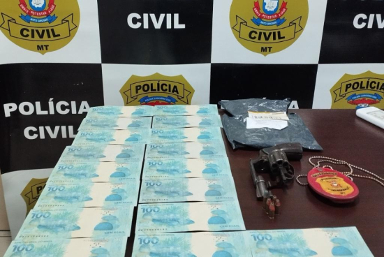 Polícias Civil e Federal prendem homem que comprou notas falsas de R$ 100 pela internet