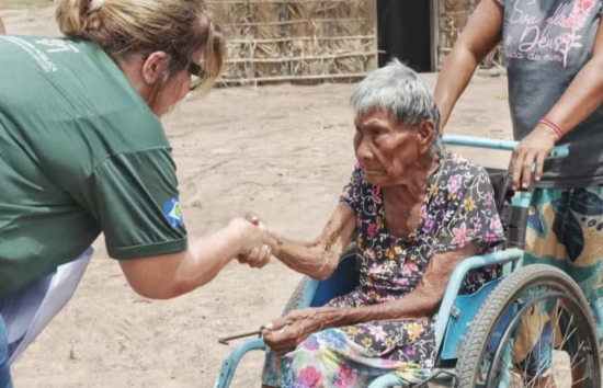 Indígena de 113 anos recupera aposentadoria após anos sem receber benefício