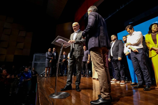 Vice-governador anuncia R$ 40 milhões para construção de creches e assina editais para alfabetização em MT