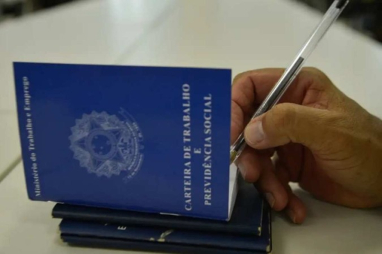 Desemprego sobe para 6,8% no trimestre encerrado em fevereiro e atinge 7,5 milhões, diz IBGE