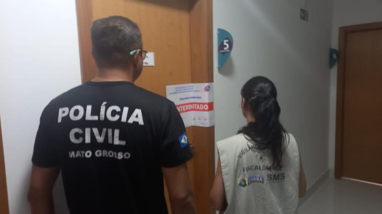 Polícia Civil e Vigilância Sanitária fecham laboratório de análises clínicas suspeito de fraudar em exames