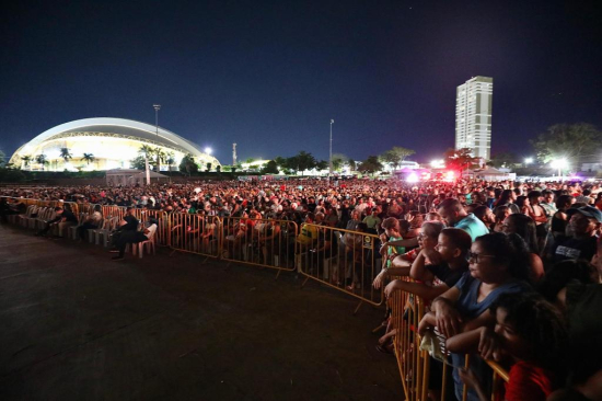 Mais de 80 mil pessoas assistem ao Auto da Paixão de Cristo e primeira-dama de MT agradece o público