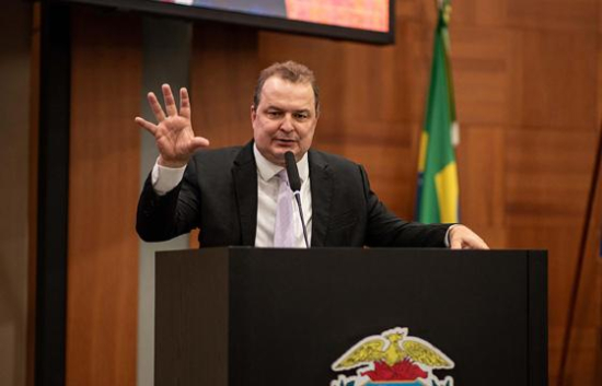 Justiça acata pedido da ALMT e suspende cobrança de ICMS sobre energia solar