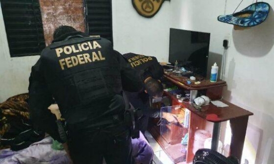 Jovem é flagrado pela PF com mais de 100 vídeos de pornografia infantil em Barra do Garças