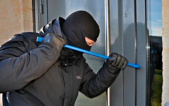 Homem é preso após invadir imóvel para furtar materiais em Barra do Garças