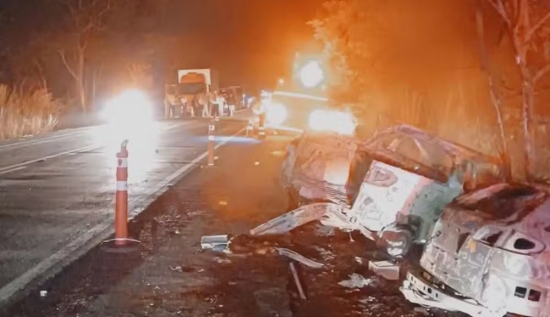 Esposa de vereador e passageira morrem em grave acidente na BR-153