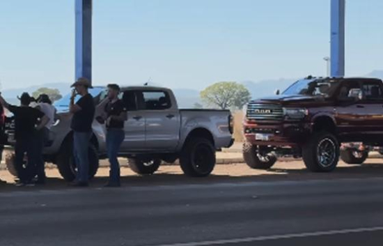 PRF apreende caminhonetes de influenciador César Rincon na BR-070, em Barra do Garças