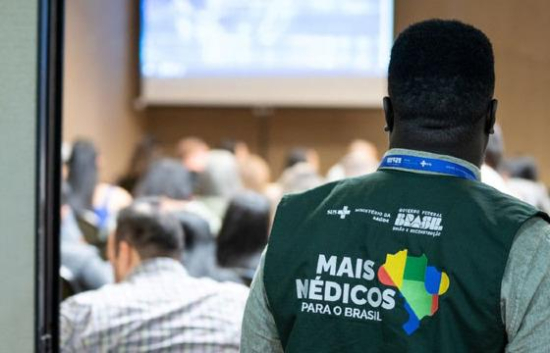 MT recebe novos médicos para reforçar atendimento em territórios indígenas no Araguaia