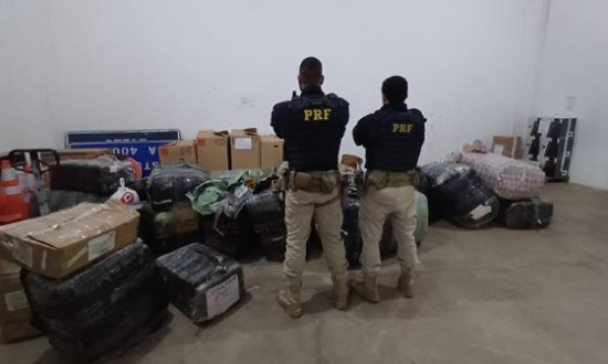 PRF apreende mais de 30 mil produtos da China irregulares na BR-070