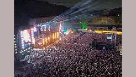 Show de Henrique e Juliano reúne 25 mil pessoas e entra para a história de Barra do Garças